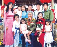 自発的献血運動に積極的に参加する党員